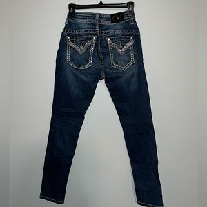 Miss Me Jeans size 28 Mid-Rise Skinny
